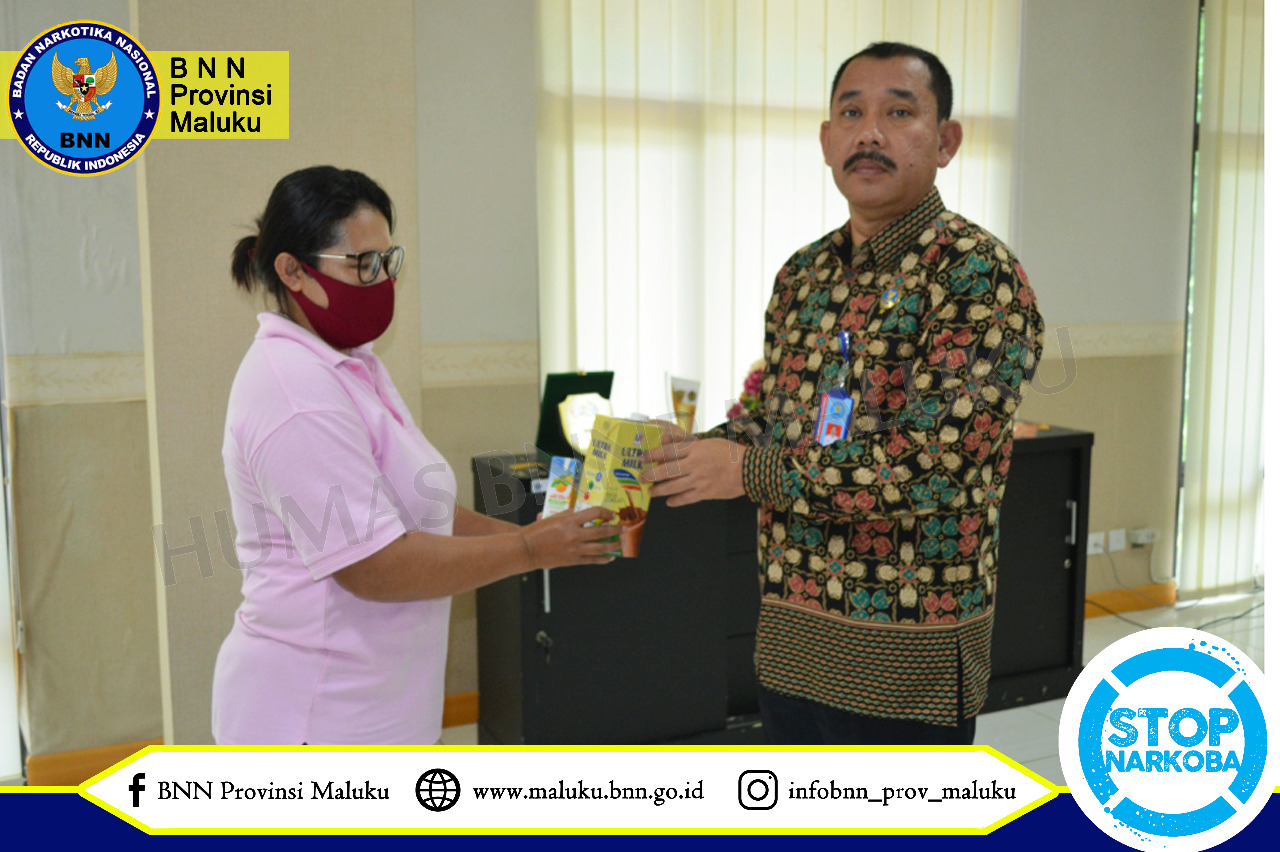 TETAP BUGAR SAAT PANDEMI, BNNP MALUKU GELAR SENAM BERSAMA TETAP BUGAR SAAT PANDEMI, BNNP MALUKU GELAR SENAM BERSAMA