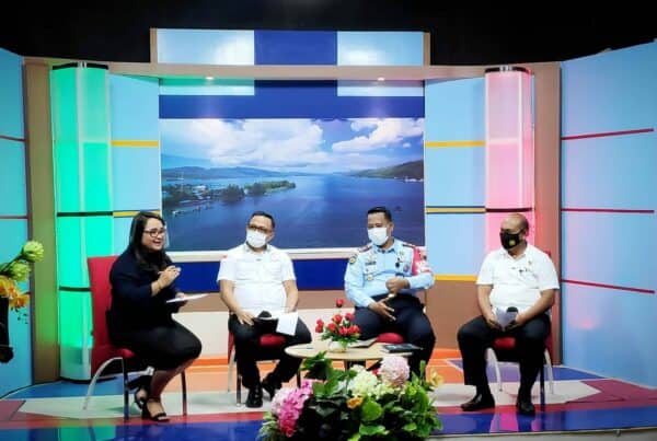 HADIRI PROGRAM TELEVISI MALUKU BICARA, KEPALA BNN PROVINSI MALUKU BAHAS TANTANGAN PEMBERANTASAN NARKOBA DI MALUKU