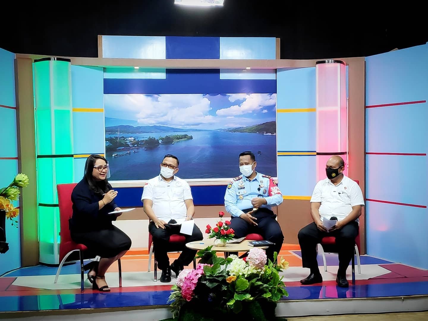 HADIRI PROGRAM TELEVISI MALUKU BICARA, KEPALA BNN PROVINSI MALUKU BAHAS TANTANGAN PEMBERANTASAN NARKOBA DI MALUK HADIRI PROGRAM TELEVISI MALUKU BICARA, KEPALA BNN PROVINSI MALUKU BAHAS TANTANGAN PEMBERANTASAN NARKOBA DI MALUKU