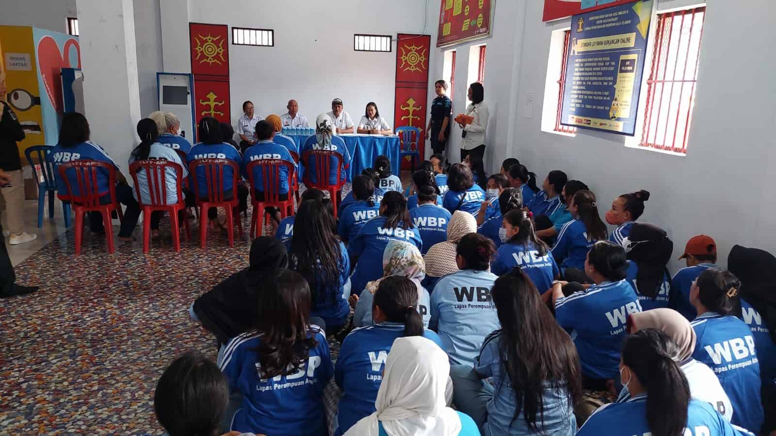 CIPTAKAN LAPAS BERSINAR, LAPAS PEREMPUAN KELAS III AMBON LAKUKAN TES URINE KEPADA PEGAWAI DAN WBP
