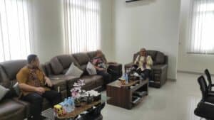 PERERAT SILATURAHMI KEPALA BNN PROVINSI MALUKU KUNJUNGI KANTOR PENGADILAN TINGGI AMBON
